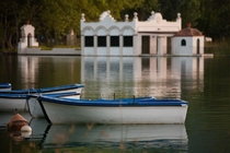 L'estany de Banyoles i la ciutat. Les estunes